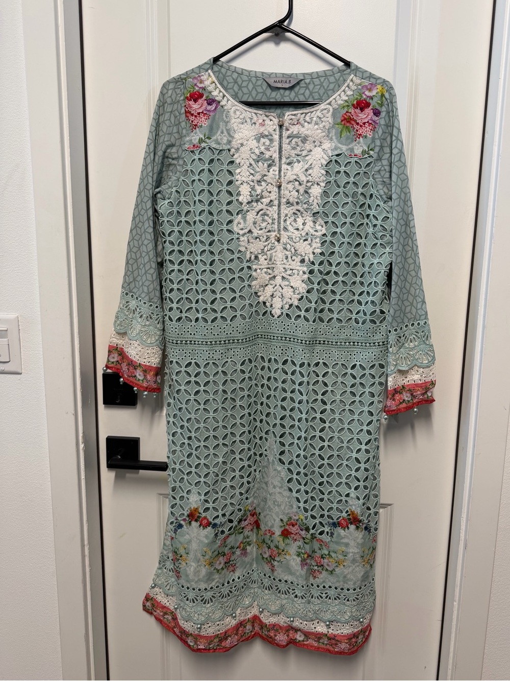 Maria B Sage Green Embroidered Pakistani Kurta + Dupatta Size L